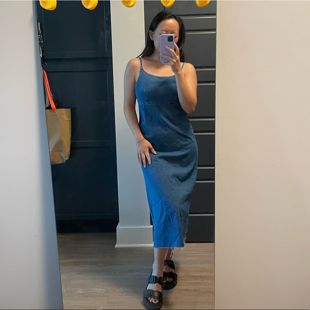 SOLD ⚠️ Y2K vintage denim midi dress